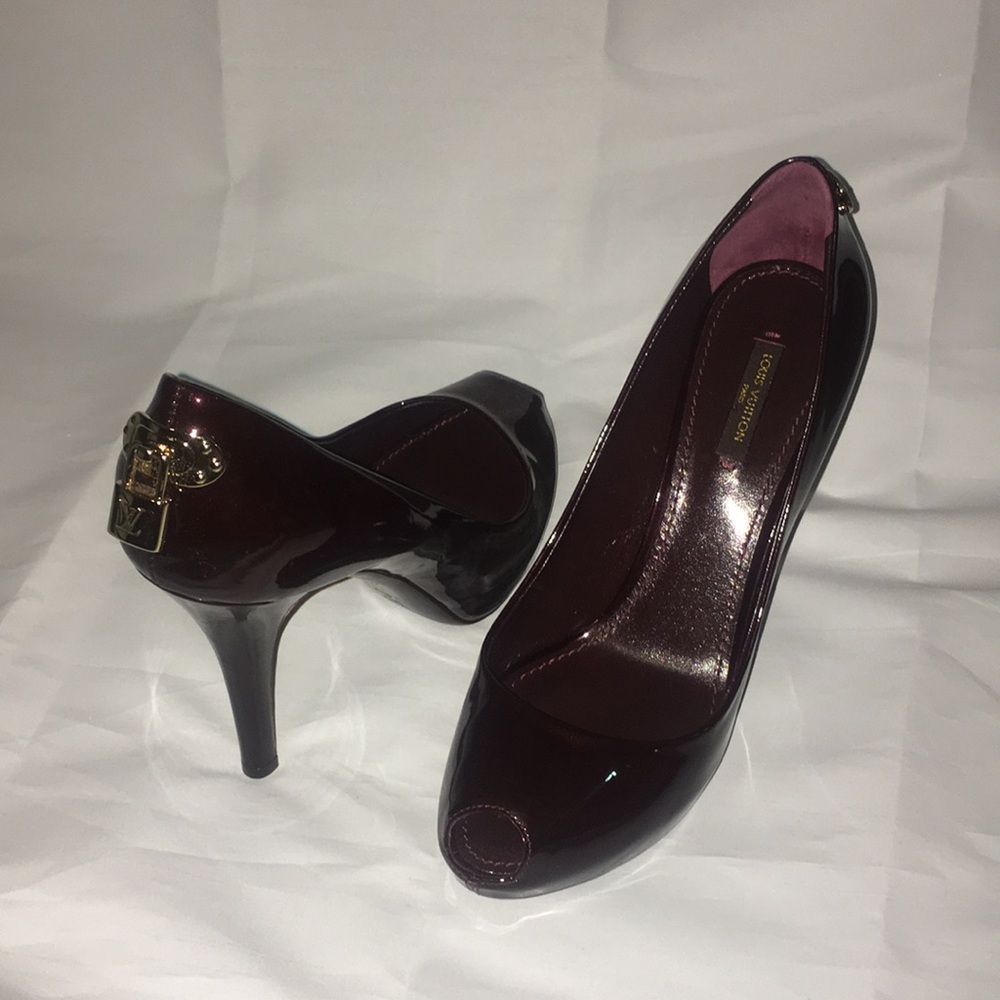 authentic louis vuitton black cherry peep toe heel